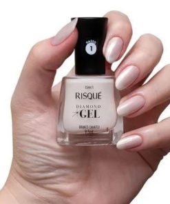 Esmalte Branco Camafeu Risqué Diamond Gel